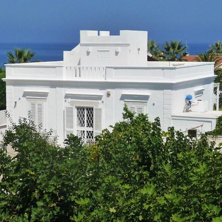 Villa Matinella Трани Экстерьер фото